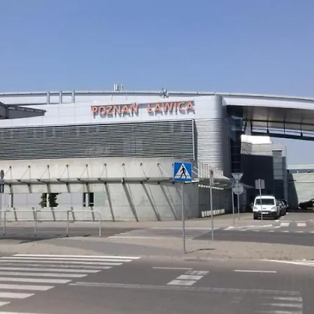 Atlantis Отель 2*