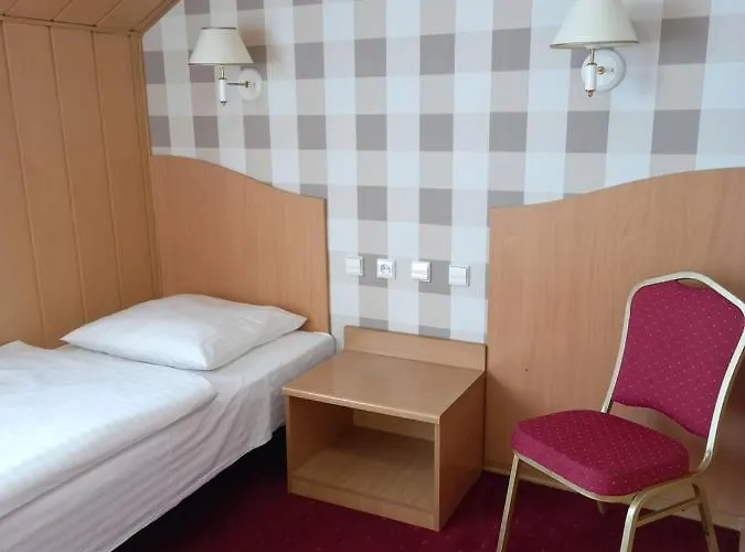 Готель Atlantis 2*